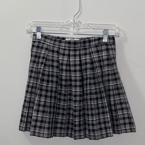 Chic Plaid Skater Skirt in Black and Gray